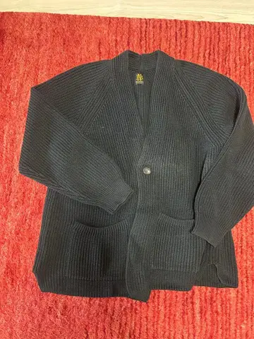 BATONER 다크 그레이 시그니처 가디건