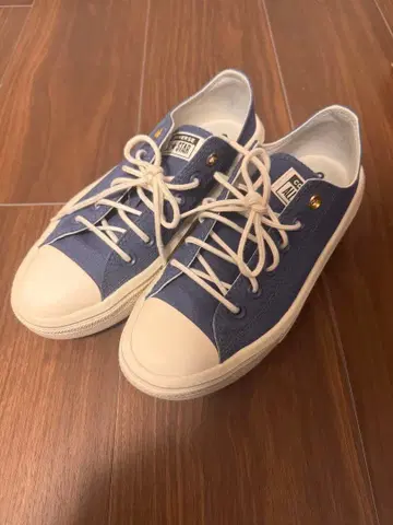 컨버스 한국 한정판 통굽 로우컷 블루 NCT JISUNG move