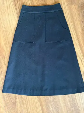 새상품급 macphee 스커트