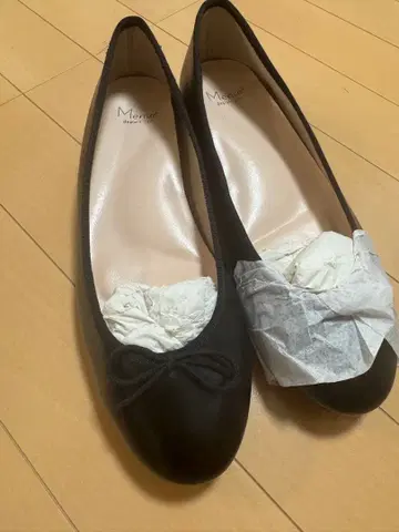 Mina 리본 포함 블랙 플랫슈즈 26.0