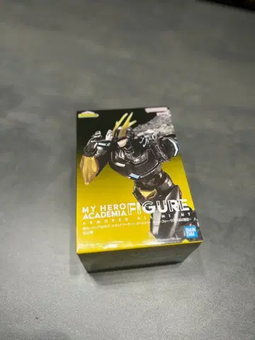 [ 미개봉 ] GiGO 한정판 나의 히어로 아카데미아 아머드 올마이트