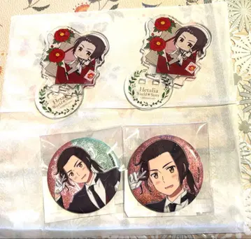 헤타리아 중국 아크릴 스탠드와 배지 세트