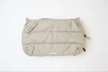 topologie 쿠션 숄더백 베이지