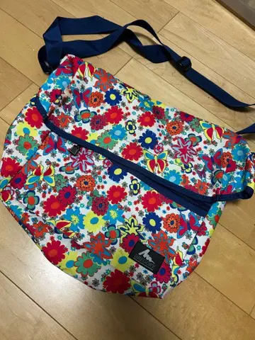 Gregory 그레고리 꽃무늬 숄더백 독특한 패턴