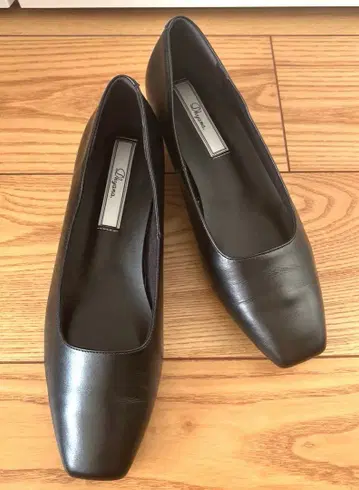 Dhyana. 디아나도트 카네코 아야 씨 3cm 로우힐 펌프스