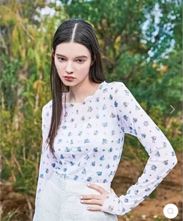 poppy 플라워 시스루 상의 크루넥