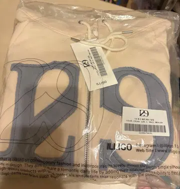 ILILGO 129 로고 크림색 후드티 S