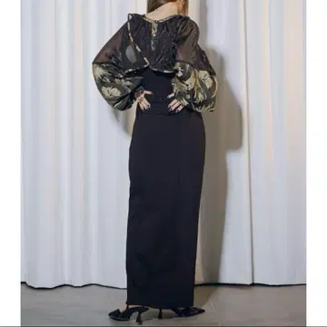 Ezick 드레스 세트 레이스 상의 타이트 실루엣 모드 스타일 슬릿