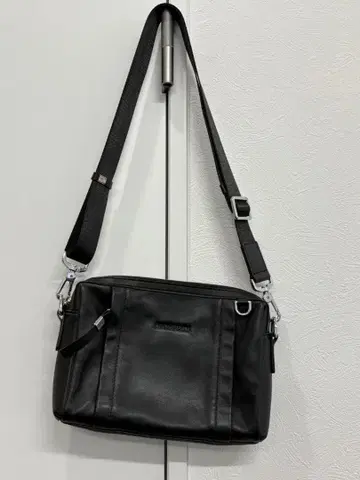 BISON DENIM 블랙 숄더백