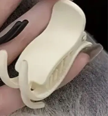 곰 모양 아이보리 클립