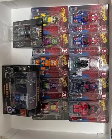 MARVEL 해피 복권 베어브릭 모음