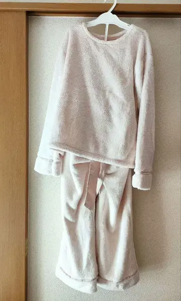 마쉬멜로우 필 플리스 룸웨어 핑크 상하의 세트