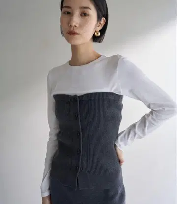 UNFILO 니트 뷔스티에