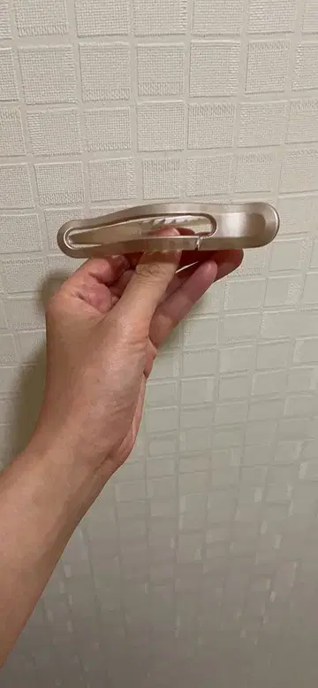 베이지 물결 모양 헤어핀 약 10cm