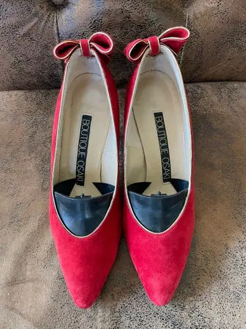 BOUTIQUE OSKAR 리본 포함 레드 펌프스
