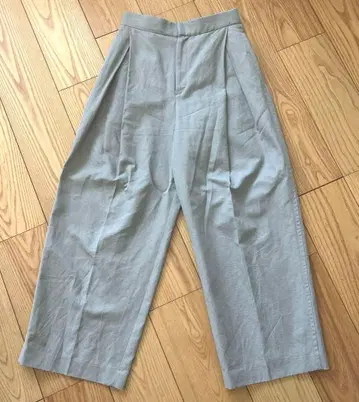 그레이 플리츠 와이드 팬츠