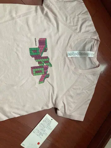 새상품 lululemon 스위프티 그래픽 T셔츠 4