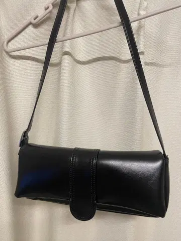 kastane 숄더백 블랙 플랩 와이드 멀티 백