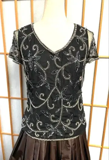 크리스세린 상의