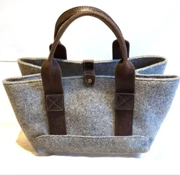 그레이 펠트 토트백