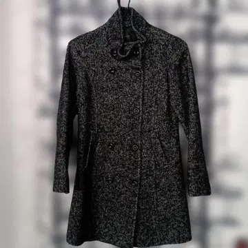 트위드 더블 브레스트 코트 블랙과 화이트