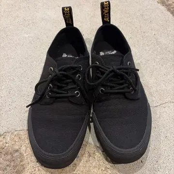 Dr. Martens Pressler 블랙 스니커즈 US7