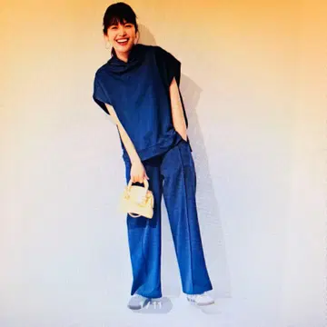 리브 인 컴포트 후드 상의 & 팬츠 세트 LP 사이즈