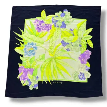 [ Y ] LEONARD 레오나르 플라워 실크 스카프 네이비 84cm