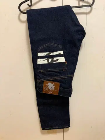 [ 모모타로 진즈 ] 소띠 해 (W28)