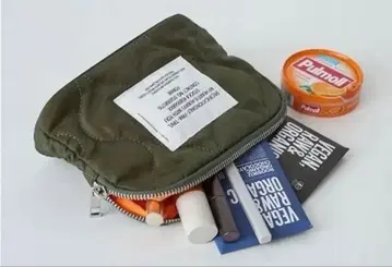 [ 미개봉 새상품 ] forme 히가시하라 아키 트래블 파우치 소 카키