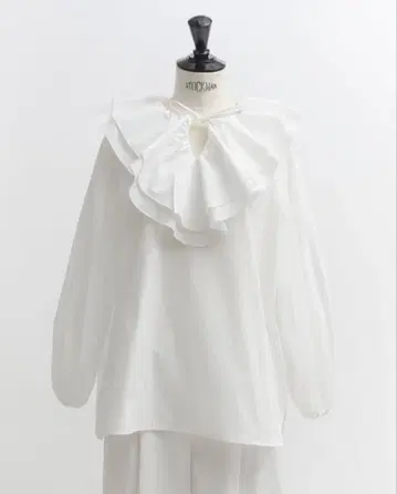 yori 더블 프릴 칼라 블라우스 36