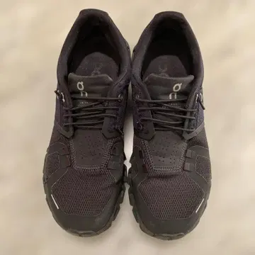 스니커즈 ON Cloud 5 온 클라우드파이브