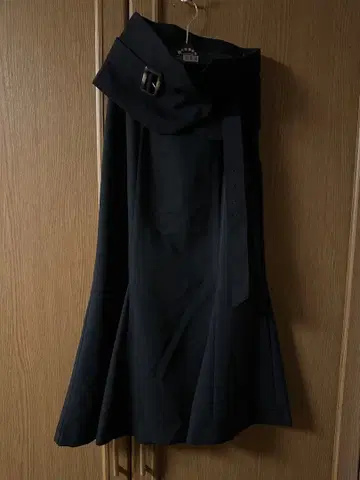 미슈마슈 코르셋 벨트 스커트 S 사이즈 블랙