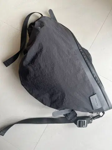 Y's 숄더백 부대