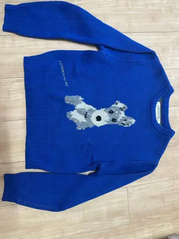 KNITTING INN 강아지 디자인 파랑 니트 스웨터