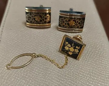 꽃무늬 커프스 단추 체인 포함 K20GF 각인 있음