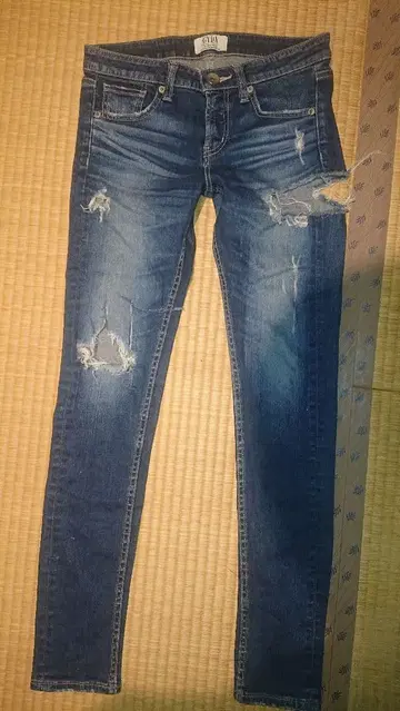 GYDA 제이다 데미지 가공 스키니 데님 L 사이즈