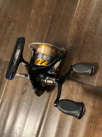 다이와 레브로스 2004DH