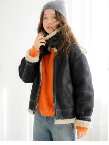 Ungrid 페이크 무스탕 보아 블루종