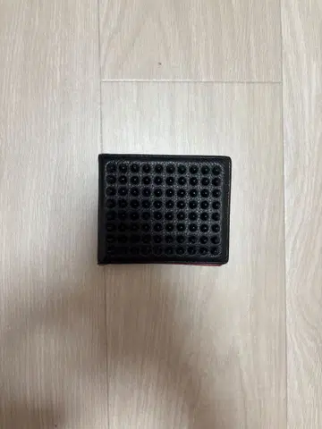 블랙 가죽 이단 접이식 지갑 빨간색 안쪽