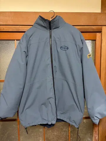 나일론 자켓과 플리스 자켓 세트