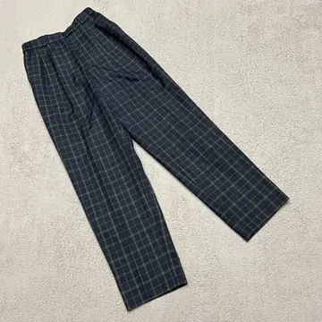 새상품급 먼싱웨어 체크 팬츠 블랙 9