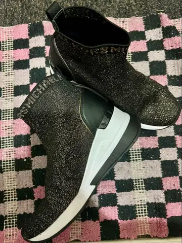 MICHAEL KORS SKYLER 메탈릭 스티치 니트 삭스 스니커즈