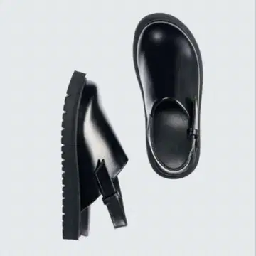 유니클로C 크로그 신발 M 사이즈 블랙