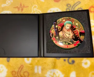 로로노아 조로 벌스데이 캔뱃지