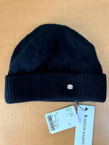 미사용 새상품 헬렌 카민스키 니트 모자