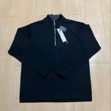 새상품 미사용 djhonda 검은색 지퍼 긴팔 티셔츠 블랙 L