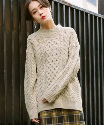 LOWRYS FARM 케이블 니트