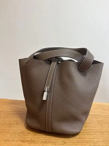 라쿠텐4u 프리미엄 가죽 큐브 백 천연 가죽 [ M 사이즈 ]