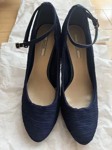 RANDA 네이비 스트랩 펌프스